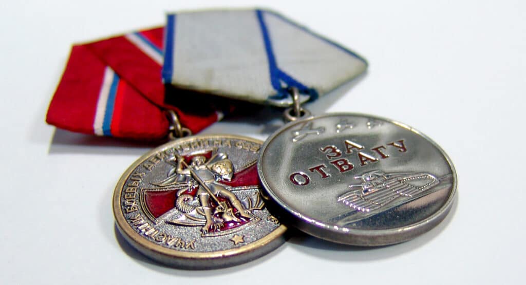 "custom medals"